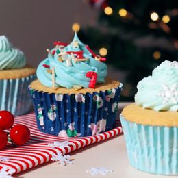 Diaesitys - PME Muffinivuoat Foliolla Lumimiehet